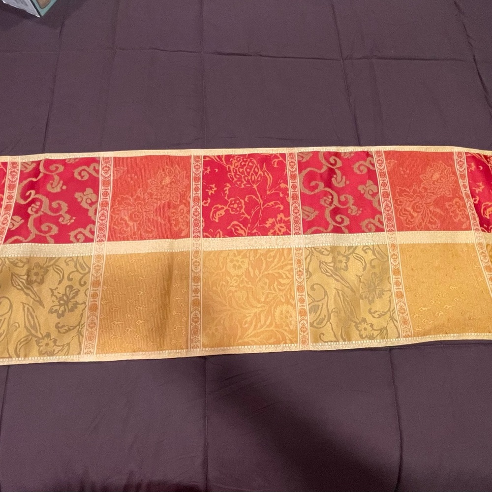 Fall Table Runner - Picture 2 of 4